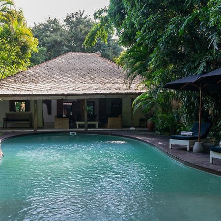 Отель The Gardens Seminyak Экстерьер фото