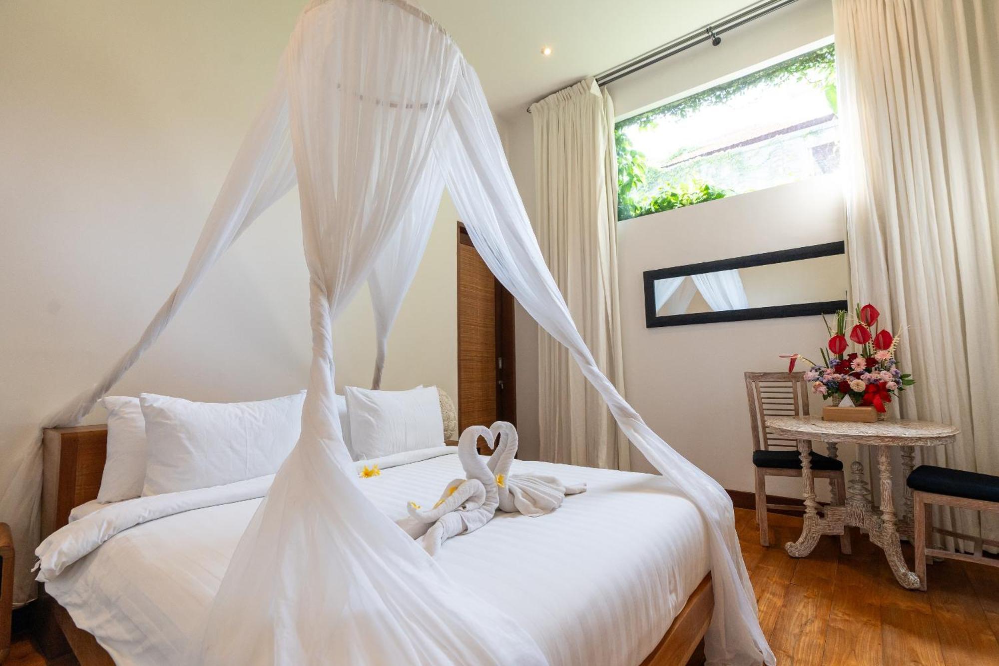 Отель The Gardens Seminyak Экстерьер фото