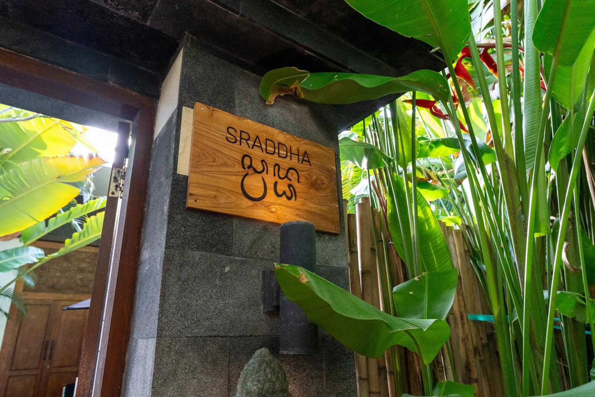 Отель The Gardens Seminyak Экстерьер фото