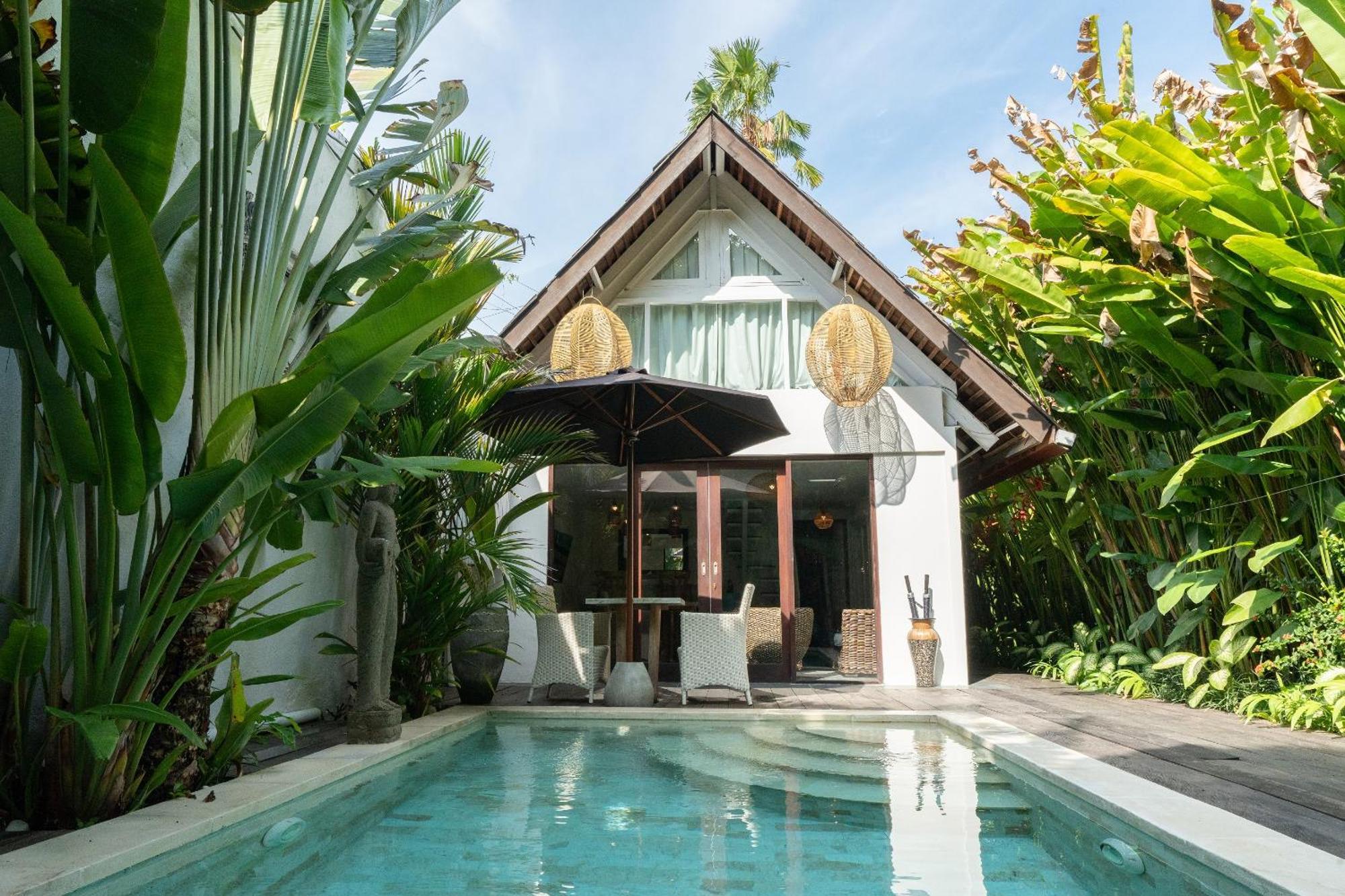 Отель The Gardens Seminyak Экстерьер фото