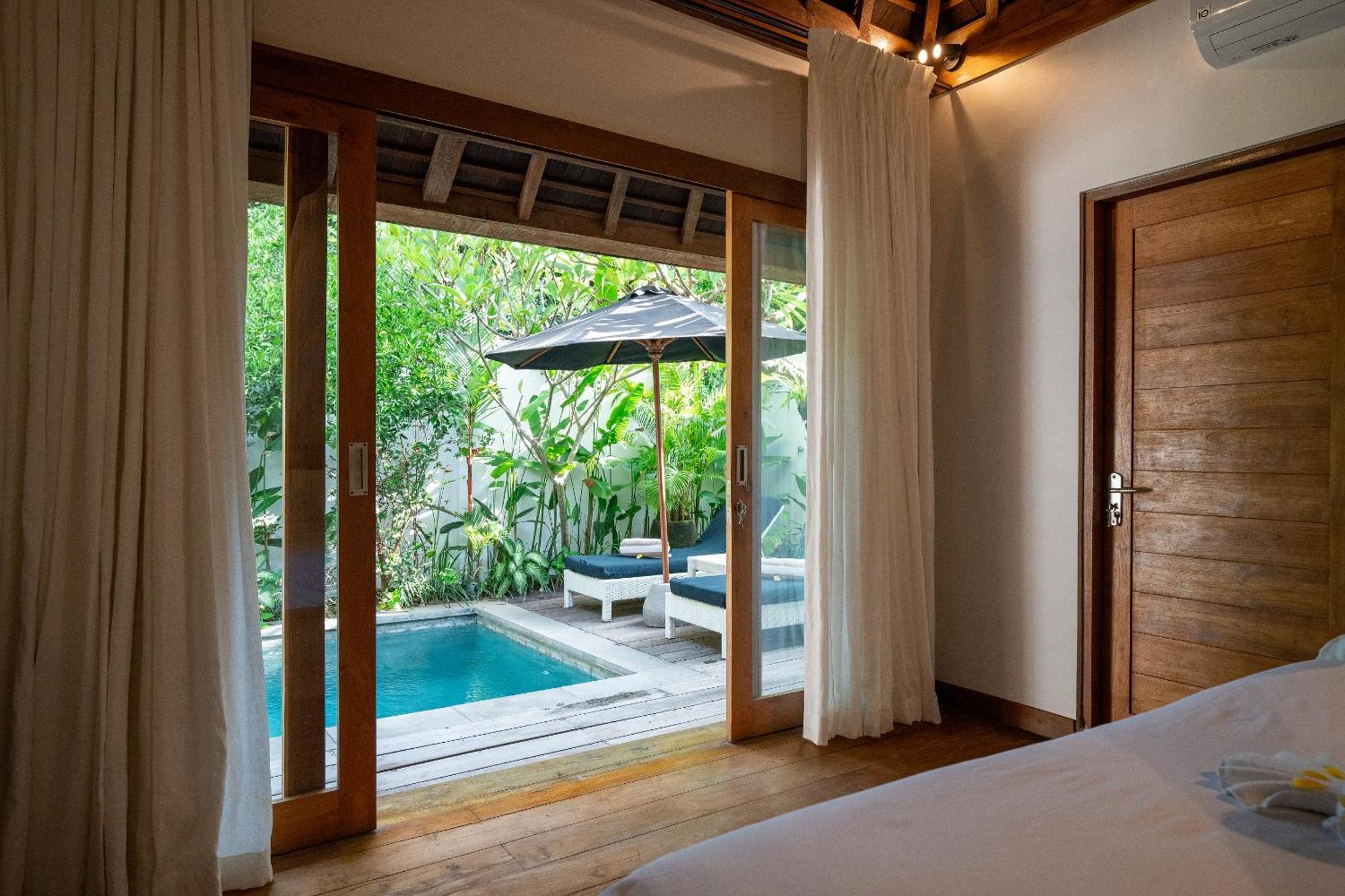 Отель The Gardens Seminyak Экстерьер фото